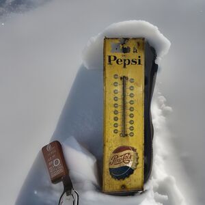 Vintage “Have a Pepsi” Advertising Wall Thermometer Working M-165 Yellow AAW